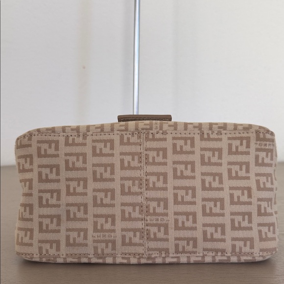 FENDI Zucchino Mini Mama Baguette Beige - Picture 5 of 7